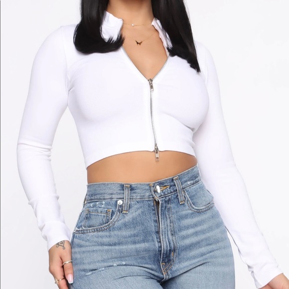 NWOT Zipped White Long Sleeve Crop Top - Picture 3 of 6